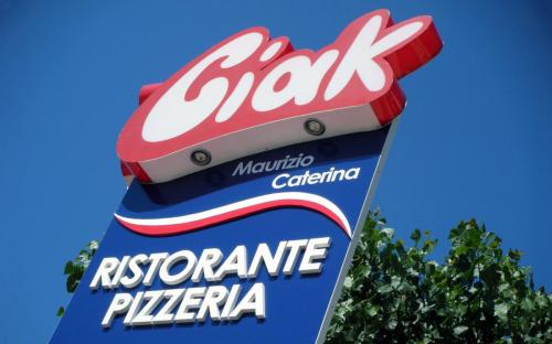 giotto-pubblicita-insegna-ciak